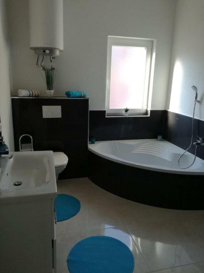 Apartman Adriatic Trogir Buitenkant foto