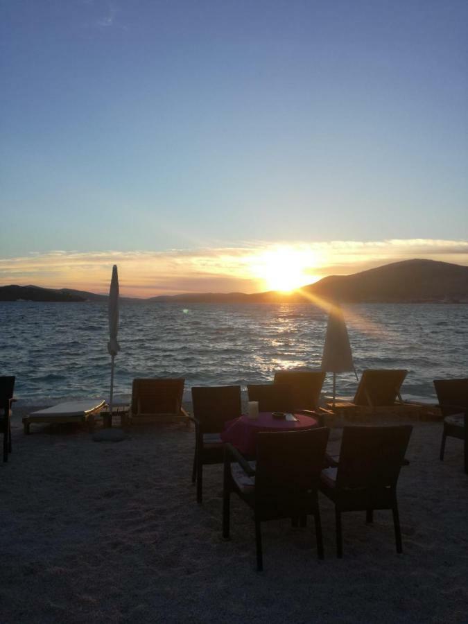 Apartman Adriatic Trogir Buitenkant foto