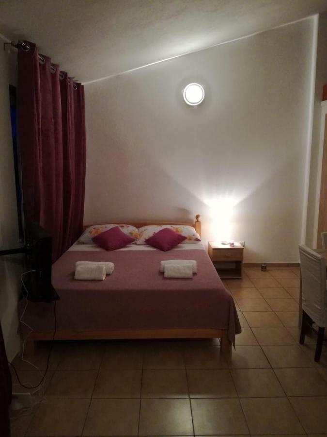 Apartman Adriatic Trogir Buitenkant foto