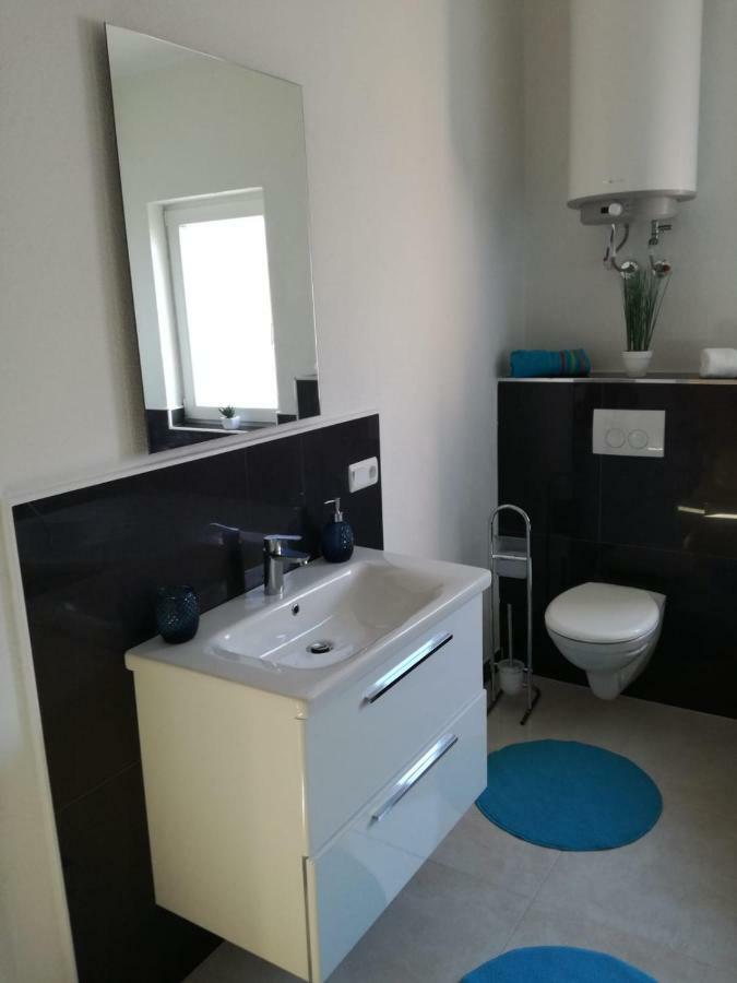 Apartman Adriatic Trogir Buitenkant foto